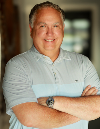 Picture of Chris Mullinax